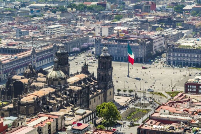 FMI: México enfrenta mayor déficit fiscal en primer año de gobierno y deuda máxima en dos décadas