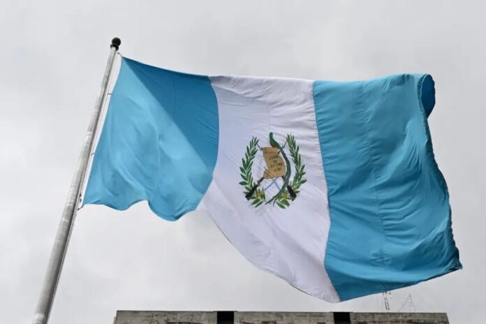 Guatemala recupera piezas arqueológicas mayas de colección privada en México