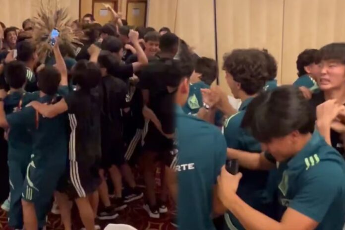 Japón celebra junto a México pase a 16vos del Mundial Sub-17