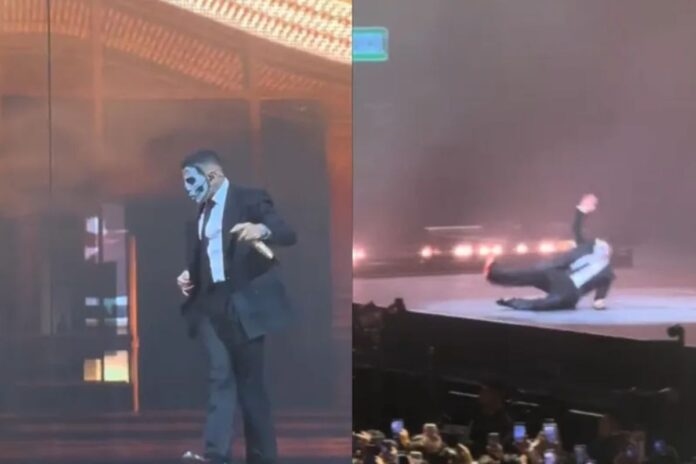 Rauw Alejandro sufre aparatosa caída durante concierto en CDMX