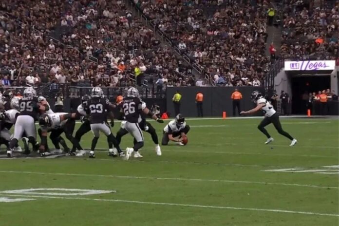 Cam Little rompe récord NFL con golpe de campo de 68 yardas