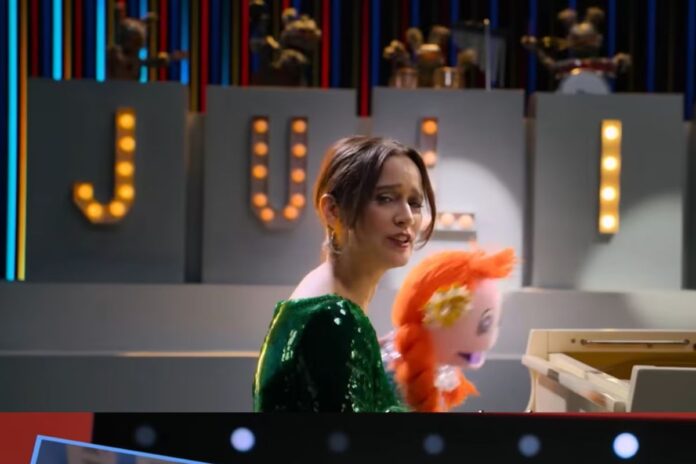 Julieta Venegas cosecha elogios por aparición en 31 Minutos