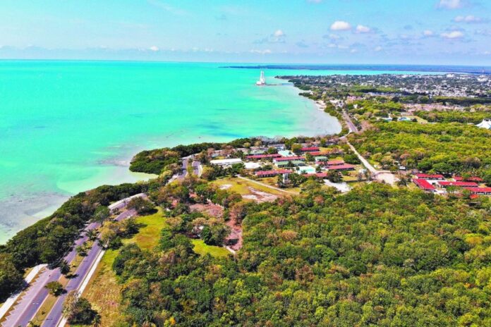 Anuncian taller aeronáutico y centro de carga en Chetumal con inversión de $24.3 millones