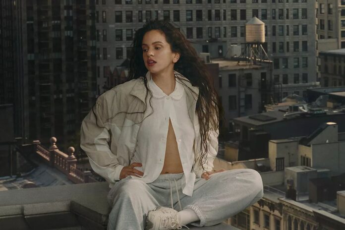 Rosalía conquista el Obelisco de Buenos Aires