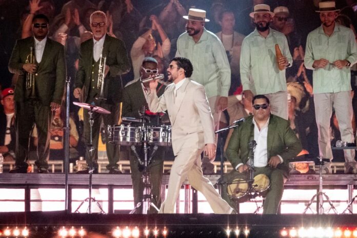 Bad Bunny sorprende con 