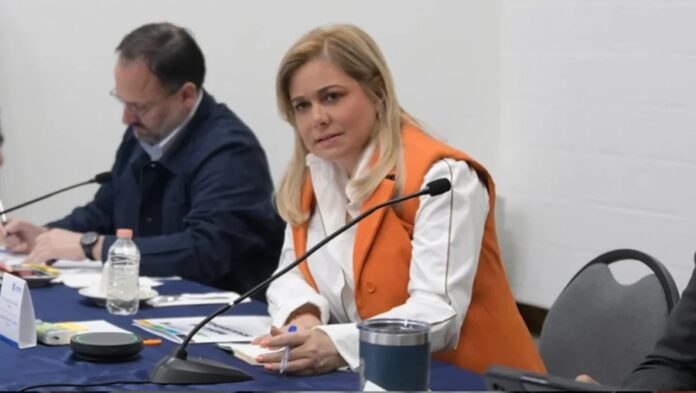 Maru Campos gobernadora de Chihuahua.