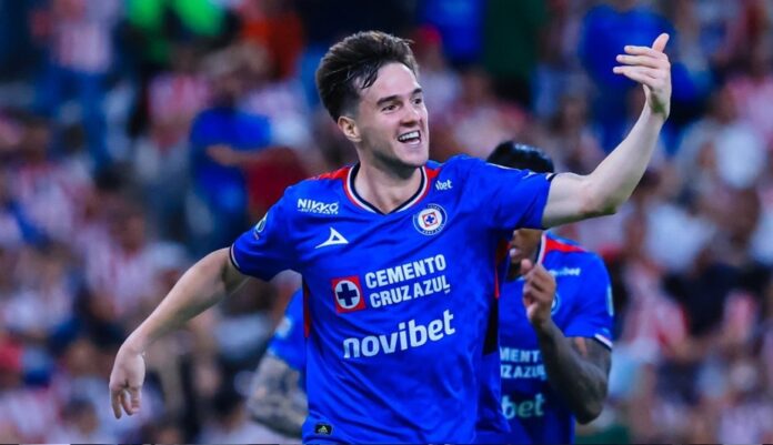 Cruz Azul celebra su clasificación a la final del Clausura 2026 tras eliminar a Chivas en el Estadio Jalisco con marcador global 4-3.
