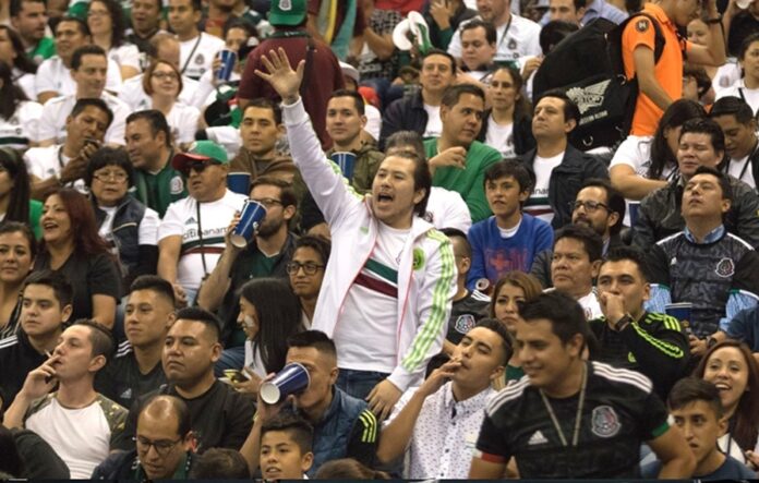 Estadio Cuauhtémoc con cierre parcial de tribuna por sanción de la FIFA a la Selección Mexicana por grito homofóbico.