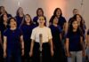 Julieta Venegas pone voz al Mundial 2026 con canción sobre niñas futbolistas Julieta Venegas durante presentación de la canción La niña futbolista rumbo al Mundial 2026 en México.
