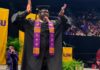 Shaquille O’Neal: de infancia difícil a leyenda de la NBA y ejemplo de superación académica Shaquille O’Neal celebra su graduación con maestría en LSU el 16 de mayo de 2026, junto a su trayectoria como leyenda NBA y ejemplo de persistencia desde la infancia.