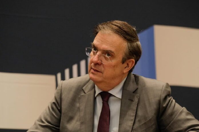 Marcelo Ebrard, secretario de Economía de México, participa en reuniones relacionadas con la revisión del T-MEC y las negociaciones comerciales con Estados Unidos y Canadá.