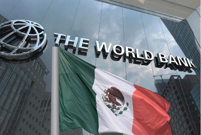 Gráfica económica junto al logotipo del Banco Mundial durante la presentación de perspectivas de crecimiento para México y la economía global.