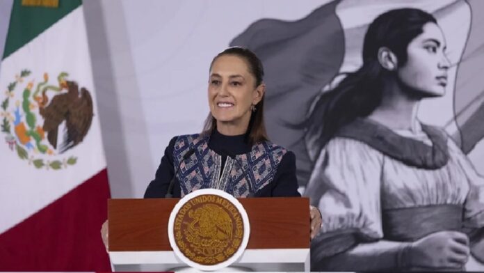 Claudia Sheinbaum durante una conferencia en Palacio Nacional donde se pronunció sobre los resultados preliminares de las elecciones presidenciales en Colombia.