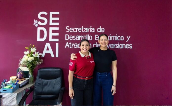 Estefanía Mercado, presidenta municipal de Playa del Carmen, durante la inauguración de la nueva Oficina de Enlace de la Secretaría de Desarrollo Económico y de Atracción de Inversiones en Puerto Aventuras.