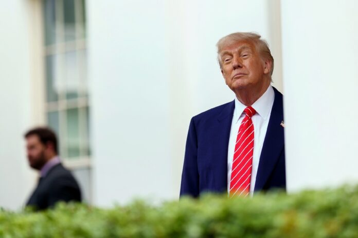 El presidente Donald Trump permanece en la Casa Blanca tras conocerse el fallo de la Corte Suprema sobre atletas transgénero en deportes femeninos.