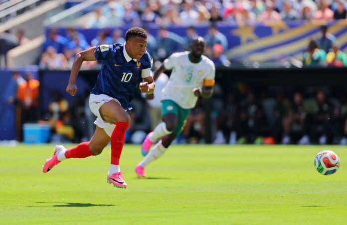 Kylian Mbappé celebra uno de sus goles durante la victoria de Francia sobre Senegal en el Mundial 2026.
