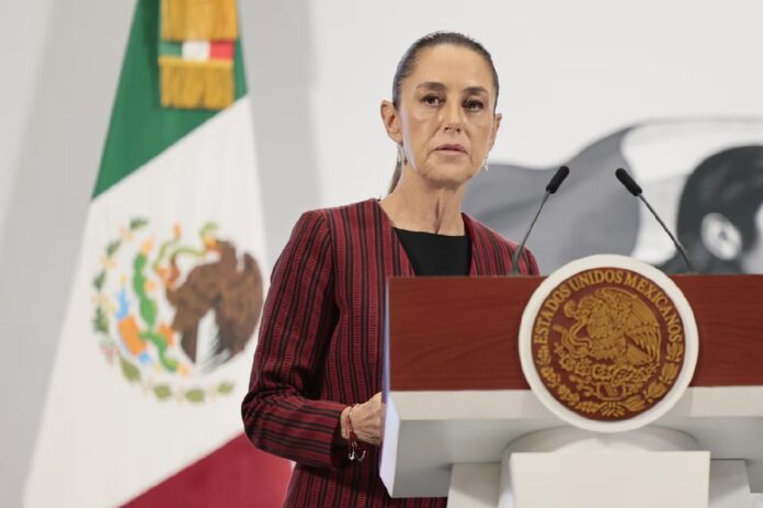 Claudia Sheinbaum durante conferencia donde habló sobre protestas de la CNTE y seguridad rumbo al Mundial 2026.