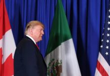 Trump pone en duda el futuro del T-MEC y afirma que EE. UU. no necesita a México Donald Trump cuestiona la renovación del T-MEC entre Estados Unidos, México y Canadá.