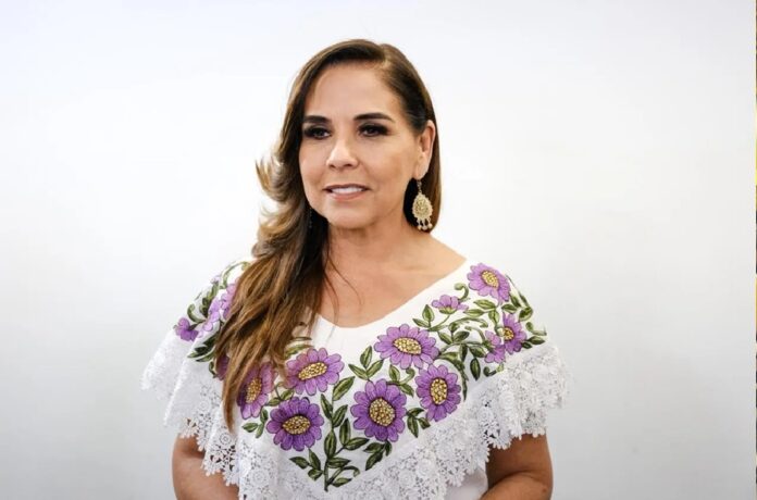 Mara Lezama destacó los 33 años de Playa del Carmen y reconoció a quienes construyen su identidad municipal diariamente.