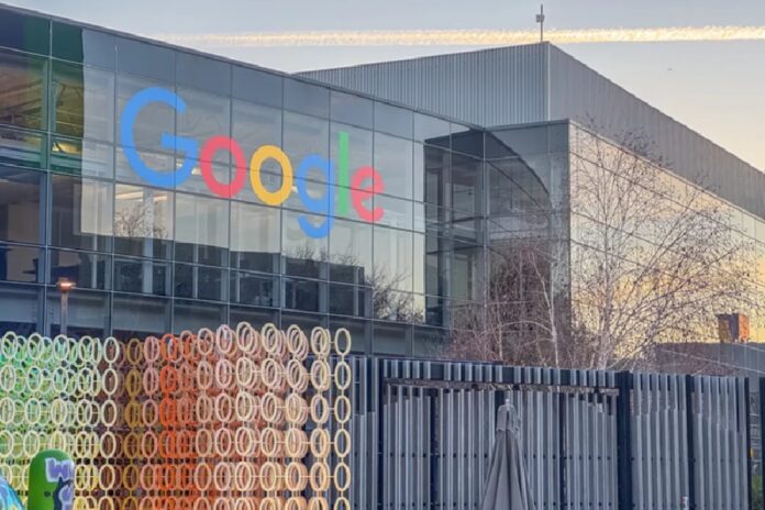 Google, empresa sancionada por la Comisión Europea por incumplir la Ley de Mercados Digitales.