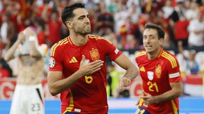 Mikel Merino durante el partido entre España y Bélgica en los cuartos de final del Mundial 2026.
