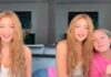 La escena detrás de Shakira que terminó robándose la entrevista Shakira durante una videollamada sonríe mientras su asistente aparece detrás de ella durante una entrevista.