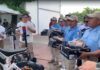 Policías de Cozumel contarán con seguro de vida de un millón de pesos y reciben nuevo equipamiento Policías municipales de Cozumel reciben uniformes y equipo de trabajo durante un evento encabezado por el alcalde José Luis Chacón Méndez.