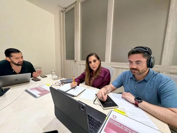 Mara Lezama participa en reunión de trabajo para avanzar en la construcción del Plan Nacional de Atención al Sargazo.