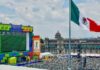 Ciudad de México eleva a cinco las muertes vinculadas con actividades del Mundial 2026 Pantalla gigante del Fan Fest en el Zócalo de la Ciudad de México con aficionados reunidos y una bandera monumental de México.