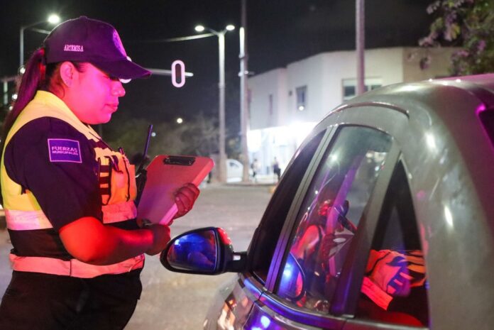 Operativo alcoholímetro Playa del Carmen
