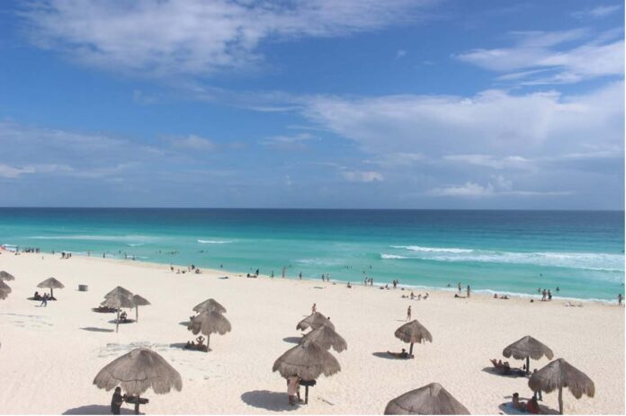 Relaciones sexuales playa Cancún