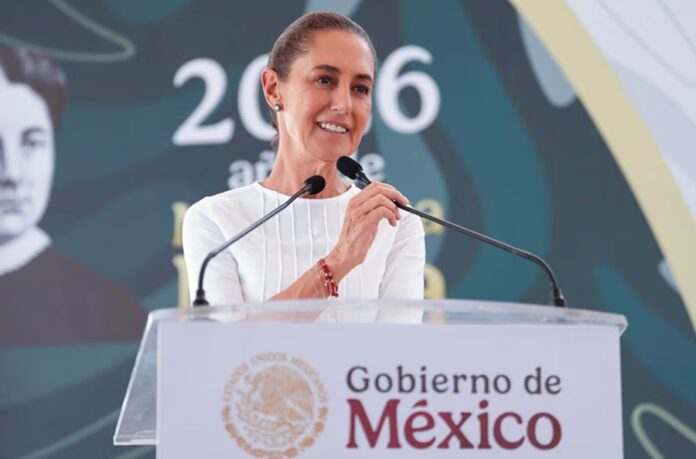 Claudia Sheinbaum durante un acto en Oaxaca donde respondió a Donald Trump y defendió la soberanía de México.