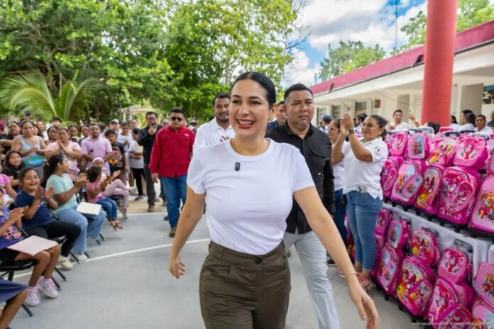 Estefanía Mercado mochilas