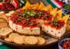 Cheesecake salado de pimiento con chile la botana diferente para el Grito de Independencia Cheesecake con mermelada de pimiento y chile