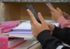 México restringe uso de celulares en primaria y secundaria desde el 3 de noviembre Prohíben móvil clases