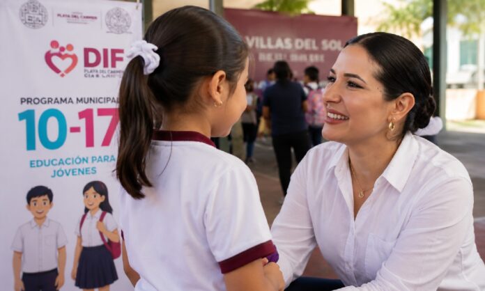 Estefanía Mercado estudiante DIF Playa del Carmen