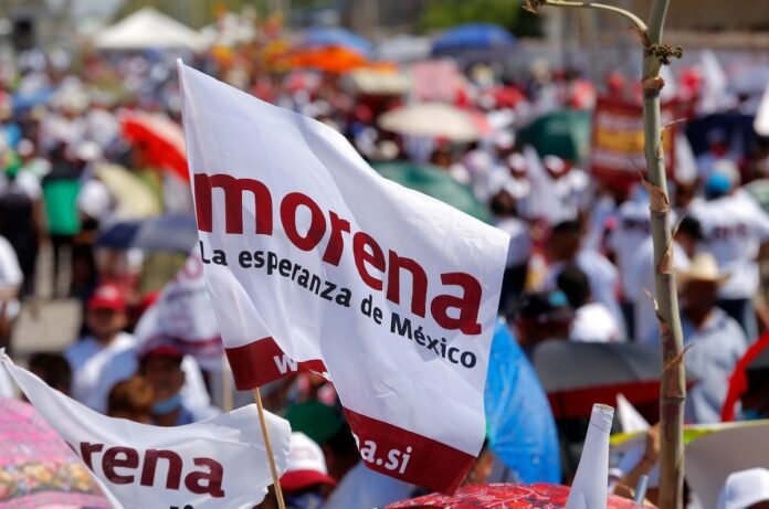 Bandera de MORENA