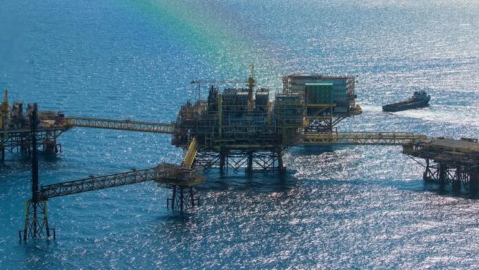 Plataforma de Pemex mar