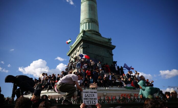 Protesta estudiantil en París
