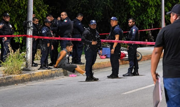ataque armado contra mujer